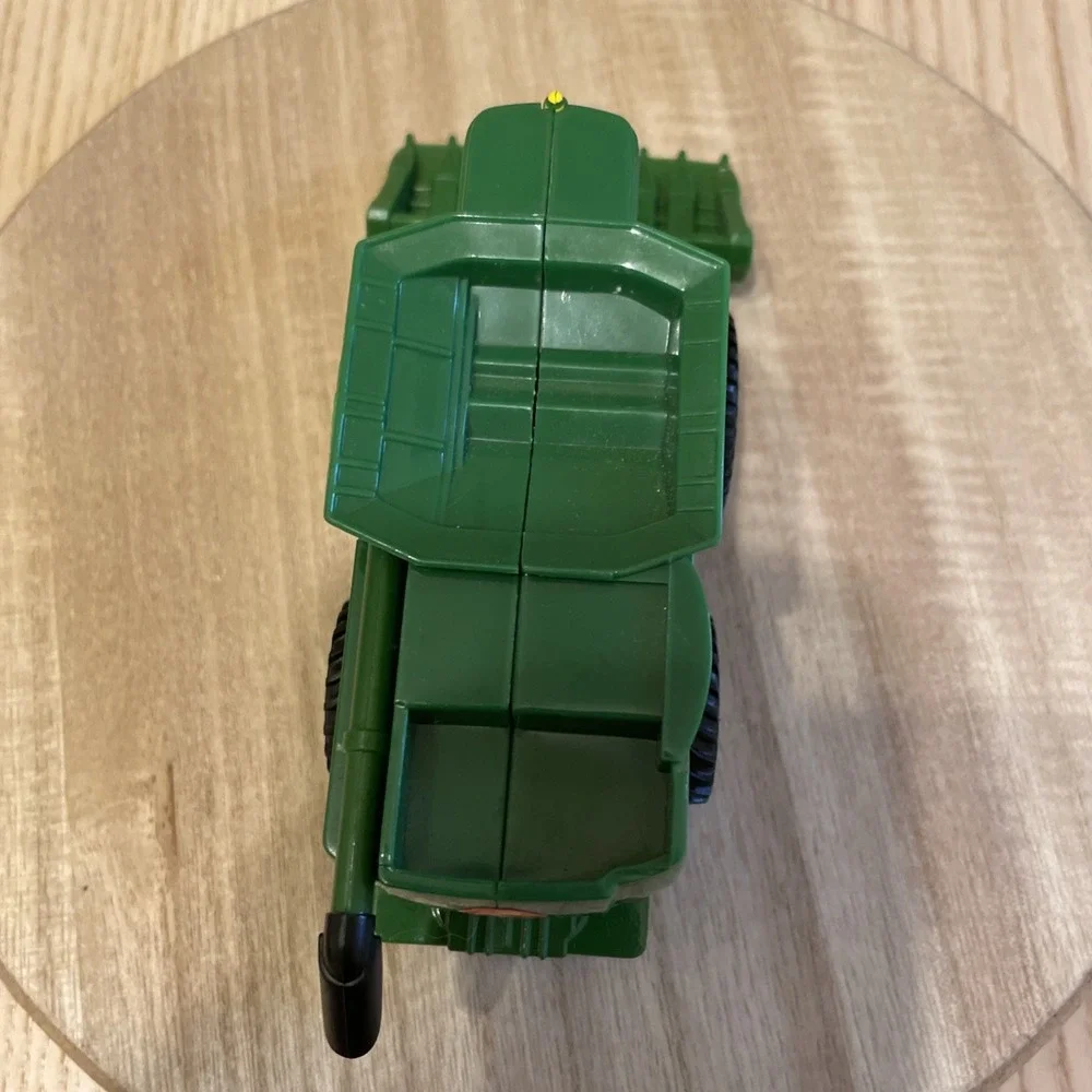 ERTL John Deere Combine 1:64 Collect N Play Farm Toy Plastic 46585